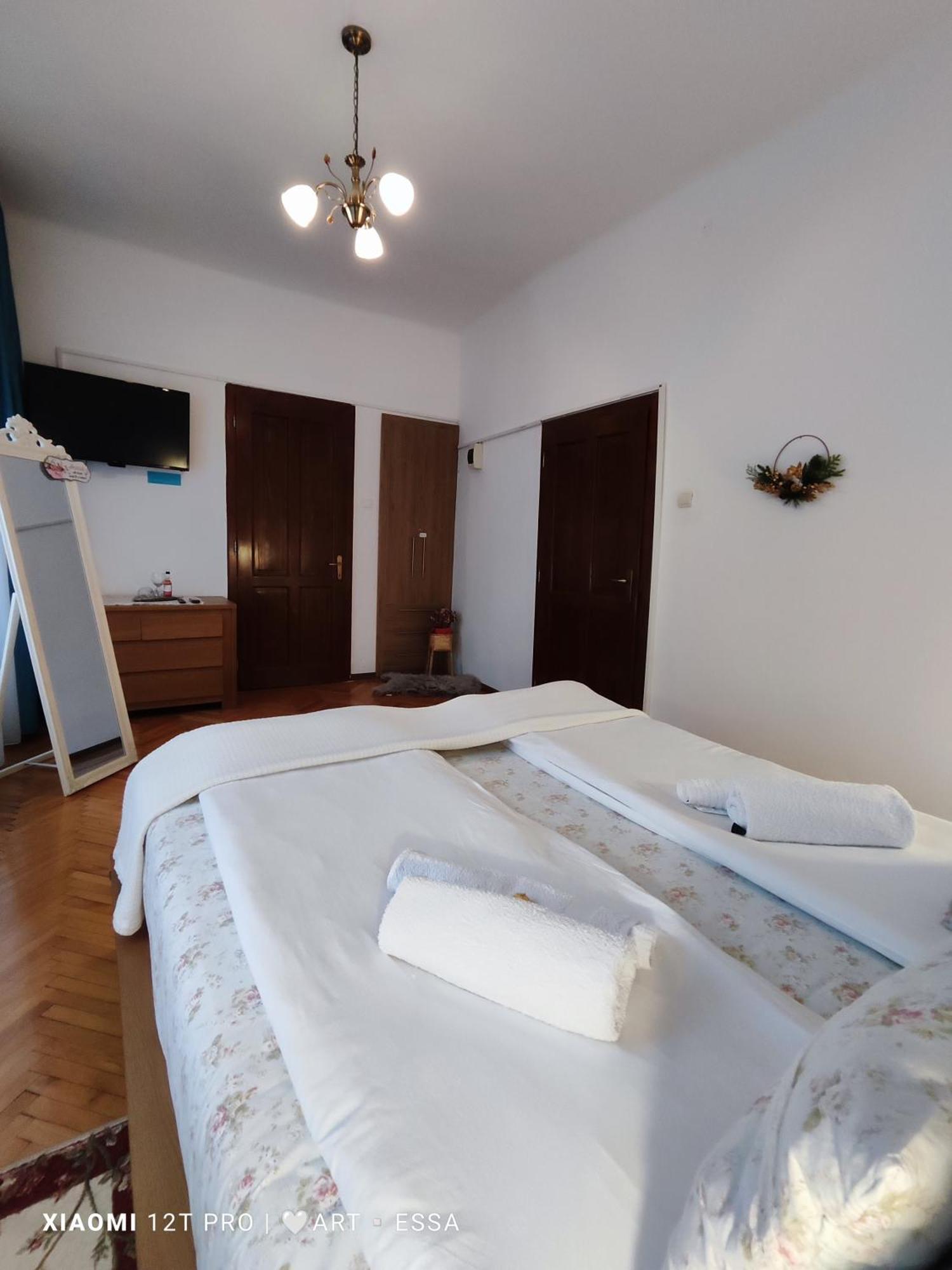Apartament Buon Gusto,Near Main Square And Liar Bridge,Historical Side Of City Center Сибиу Экстерьер фото